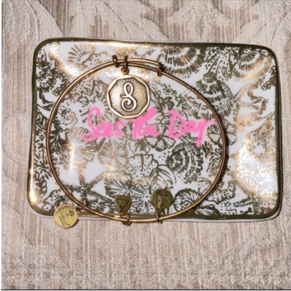 Women’s Alex and Ani Gold “S” Charm Bracelet - Picture 6 of 7
